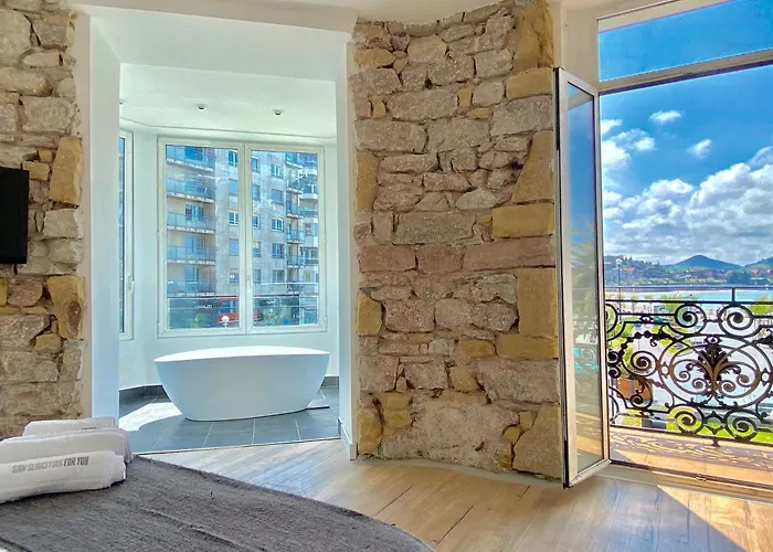 Πανσιόν Miradaalaconcha Σαν Σεμπαστιάν