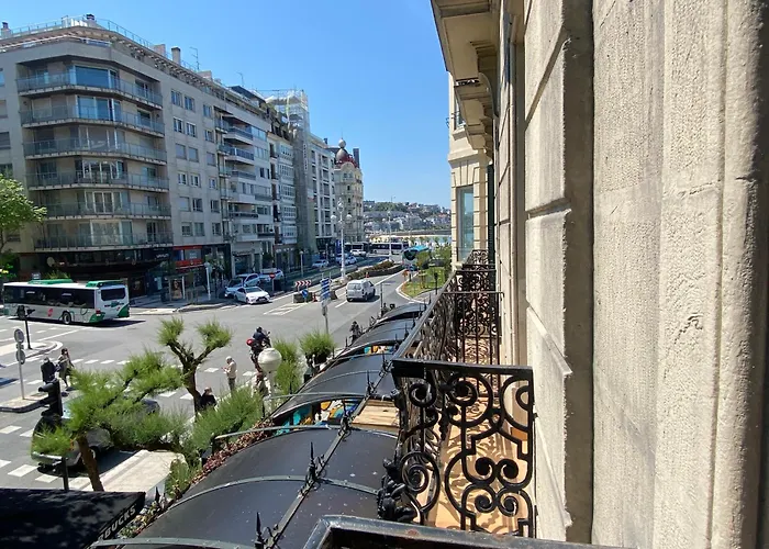 Miradaalaconcha Πανσιόν Σαν Σεμπαστιάν