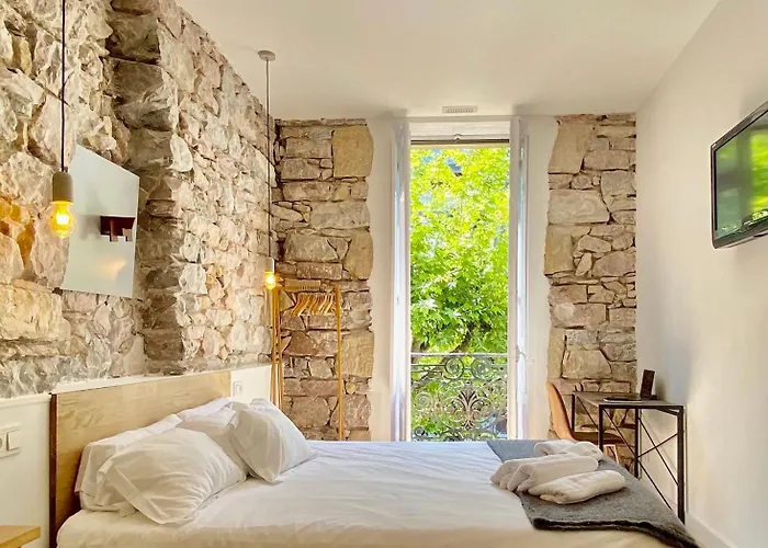 Miradaalaconcha Guest house 3*