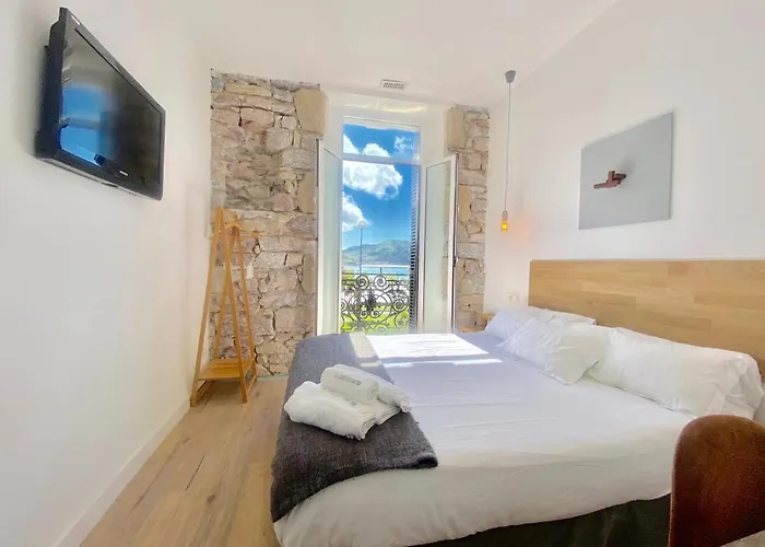 Guest house Miradaalaconcha 3*